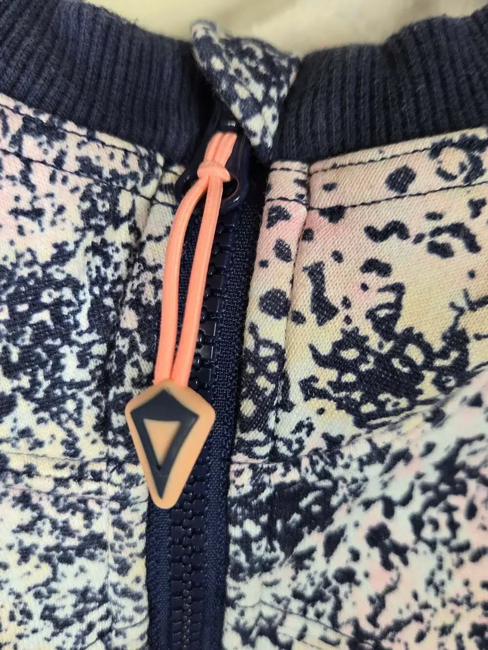 Ivivva by Lululemon Girls 14 Full Zip Hoodie Pink Blue Printed Athletic Jacket